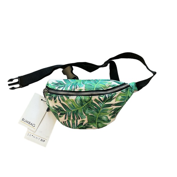 Skinny Dip Palm Tree Belt Bag - Picture 1 of 2